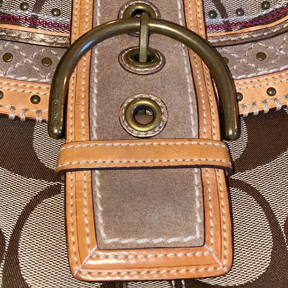 Coach handbag purse in signature C - Picture 7 of 10